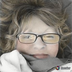 Meet your Posher, Michèle